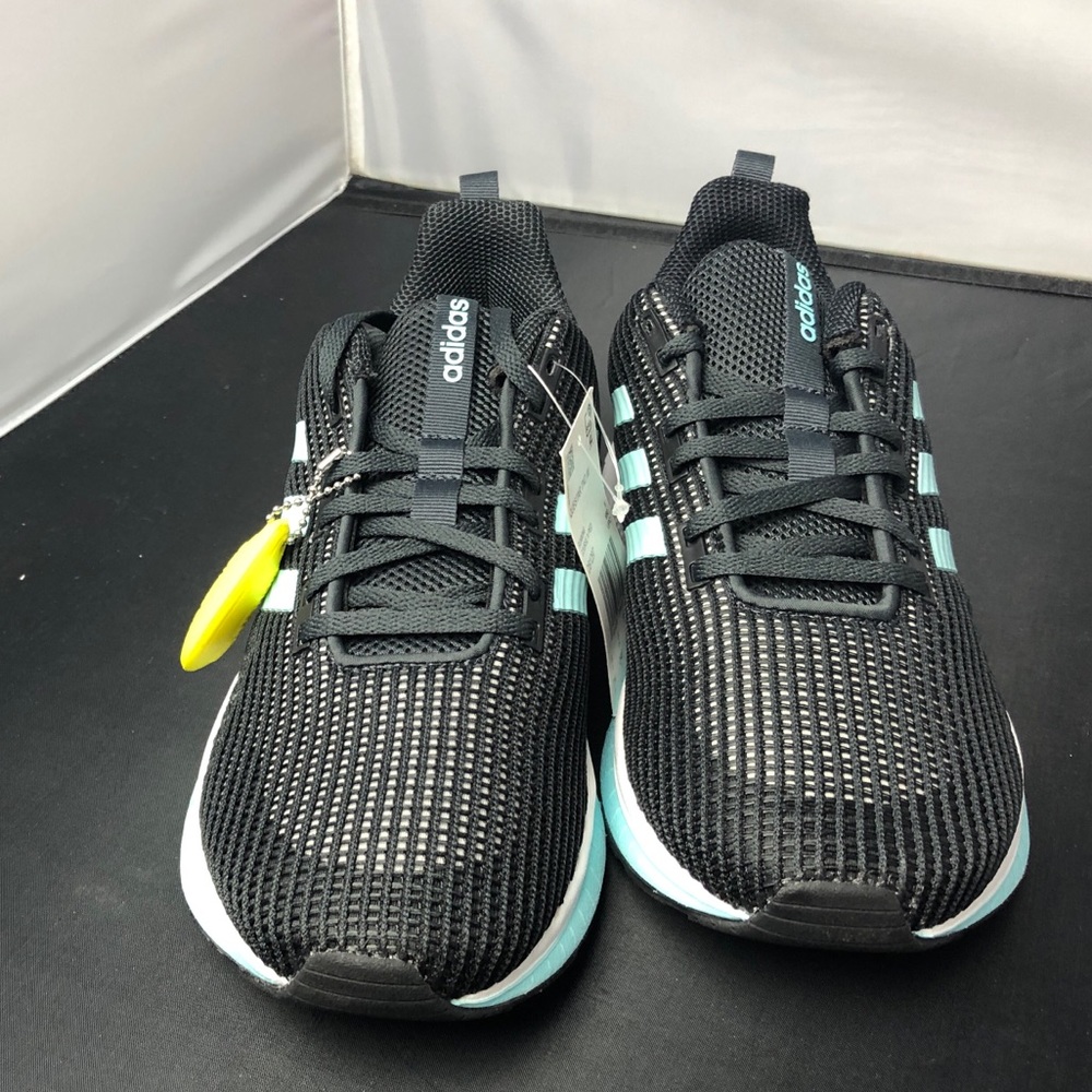 ❌SOLD❌WOMEN'S ESSENTIALS QUESTAR TND SHOES - Picture 3 of 5